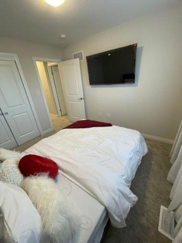 Holiday_Comfort Niagarawatervallen Buitenkant foto